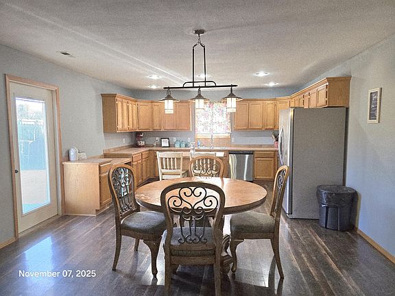 4th image of 1028 S Granite Drive