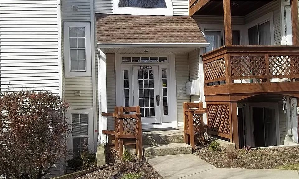 1st image of A3-1330 Cedarwood Dr APT A3