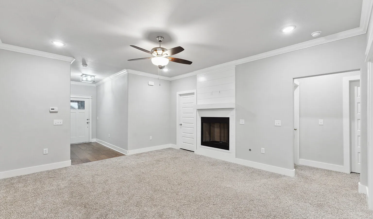 4 bed, 2.0 bath, 1470 sqft, $1,700 — Photo 4