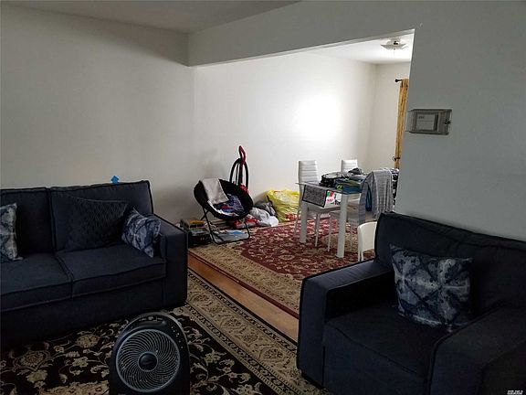 4th image of 240 Kirkman Ave Floor 2