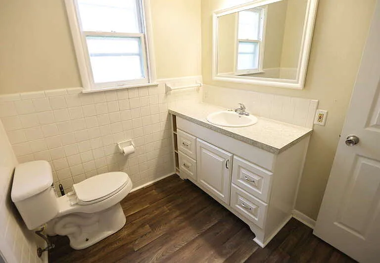 6901 Hammond Ave SE #C — Photo 10