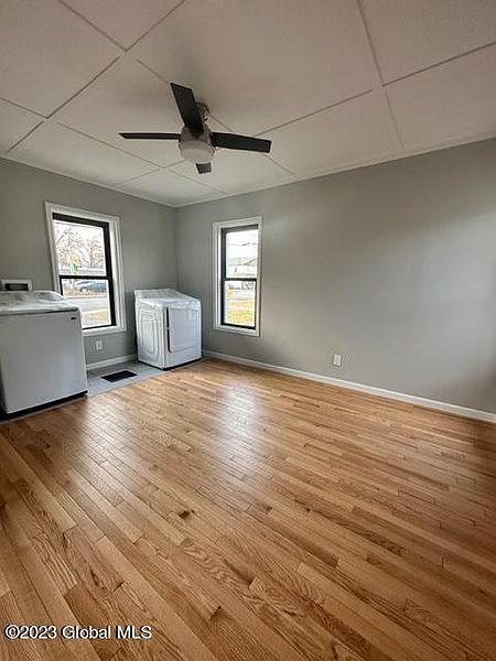 5th image of 23 Saratoga Avenue