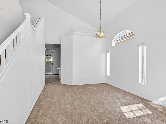 4th image of 7569 Costanoa St