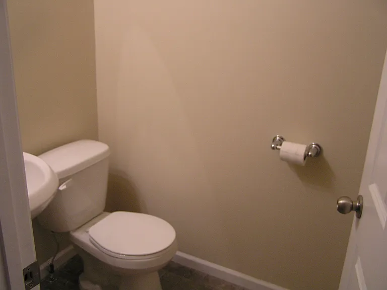 1306 Baron Ct — Photo 8