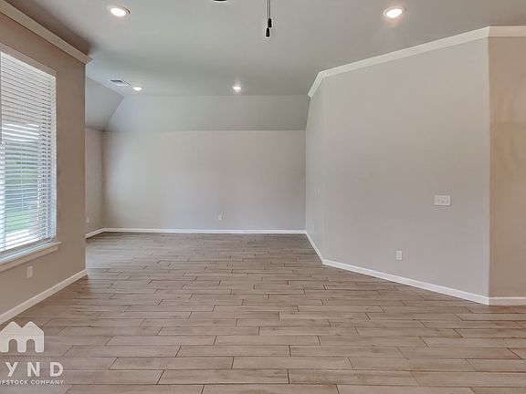 5th image of 5400 Riverrun Ct