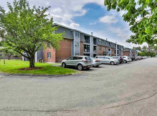 97 Bluestone Dr, Nashua, NH 03060