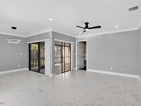3rd image of 1209 SE 8th St APT 111