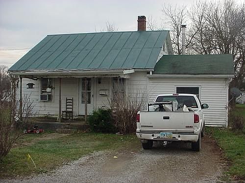 1st image of 713 1st St