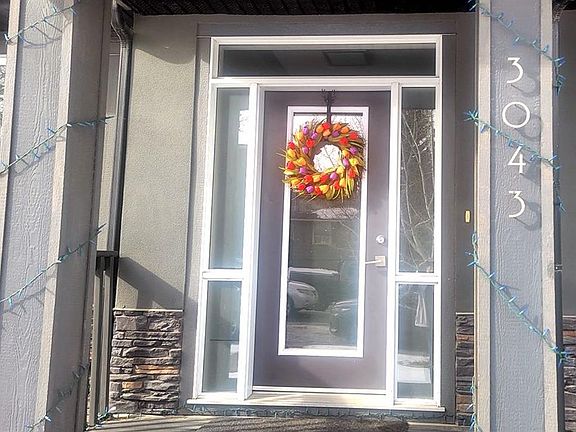 2nd image of 3043 E 28th St SW