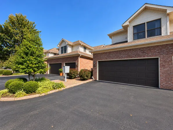 3637 Hurstbourne Ridge Blvd, Louisville, KY 40299