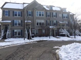 305 Red Ryder Dr #18, Plymouth, MI 48170