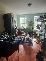 Rented by R New York