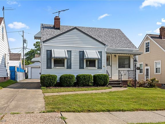 2nd image of 8702 Behrwald Ave