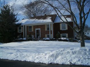 757 Buchanan Ct, Paramus, NJ 07652