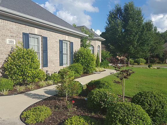 Main Entrance from driveway