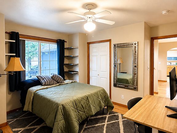 5th image of 601 Moose Ct