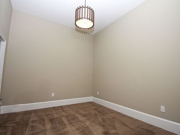 5th image of 815 Sansom St APT 2C