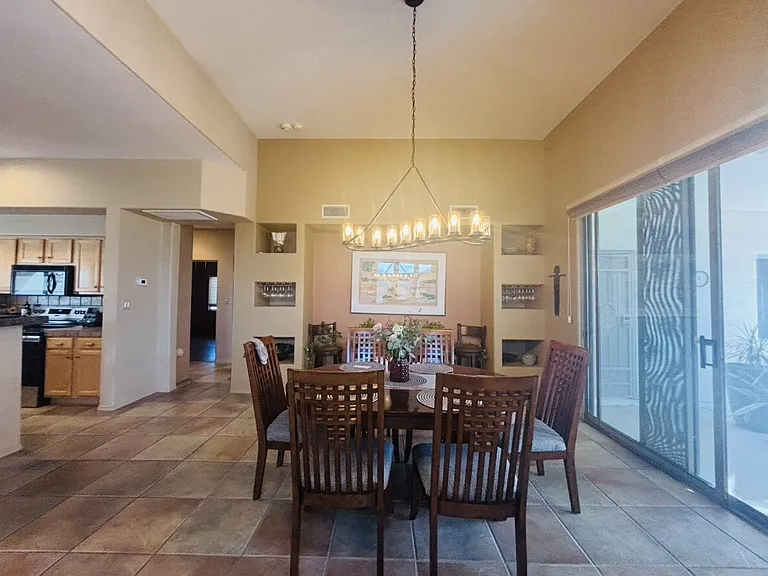 1674 W Placita Del Zocalo — Photo 4