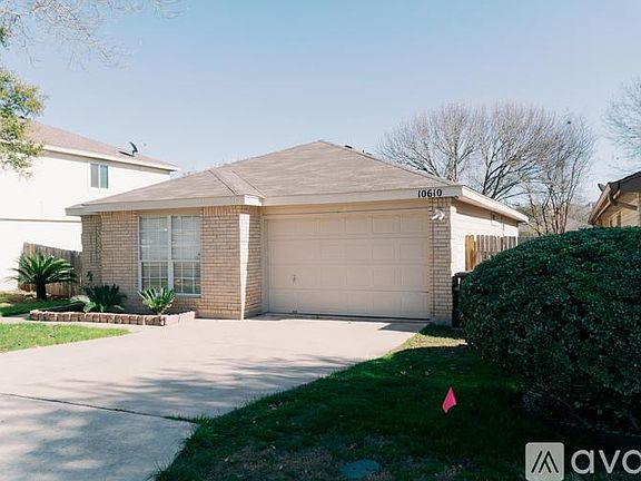 2nd image of 10610 Tiger Way