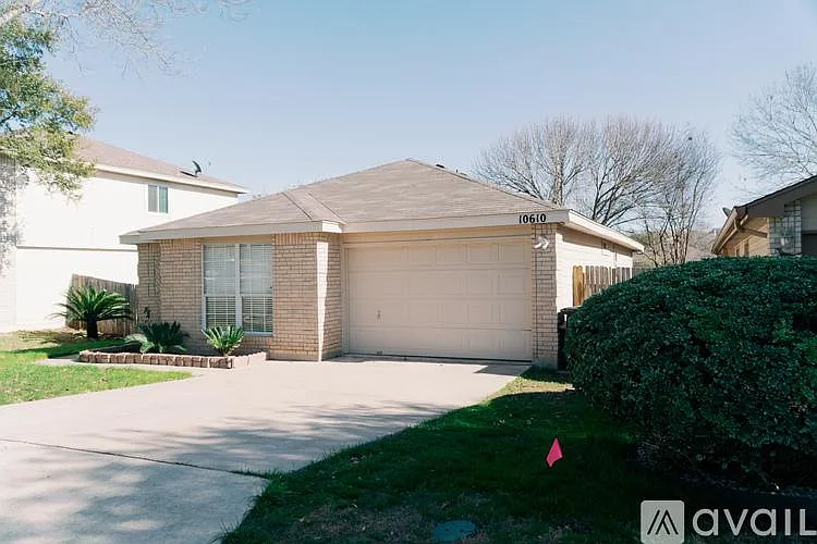 10610 Tiger Way — Photo 2