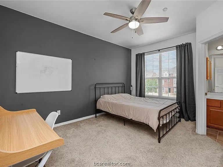 305 Holleman Dr E #205 — Photo 7