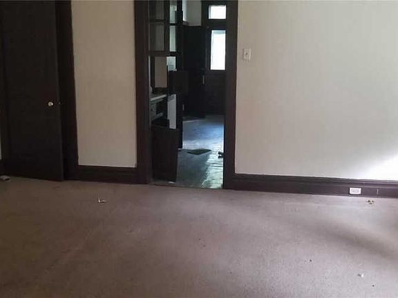 4th image of 3916 Missouri Ave