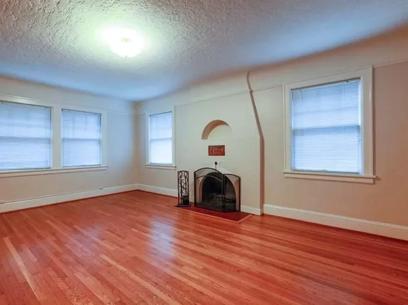 Zenabe Court Apartments (Schp01)