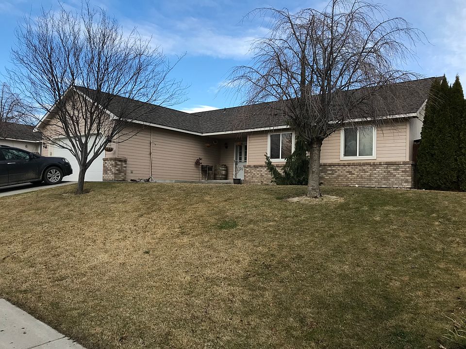 1st image of 401 Virginia Ct