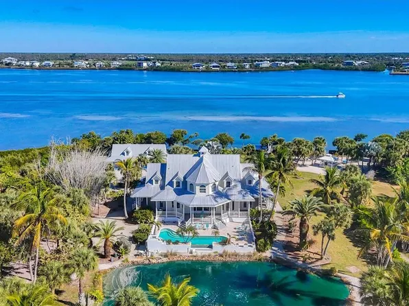 10470 Sunny Dreams Ter, Placida, FL 33946