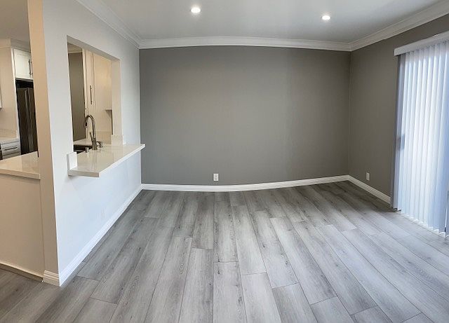 breakfast bar and living-room.