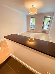 Rented by Metropolis Real Estate of Manhattan