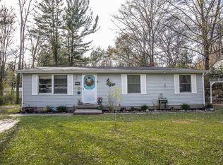 2051 Crescent Rd, Sanford, MI 48657