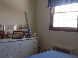 1205 Whittier Ave, New Hyde Park, NY 11040