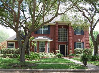 5207 Rebel Ridge Dr, Sugar Land, TX 77478