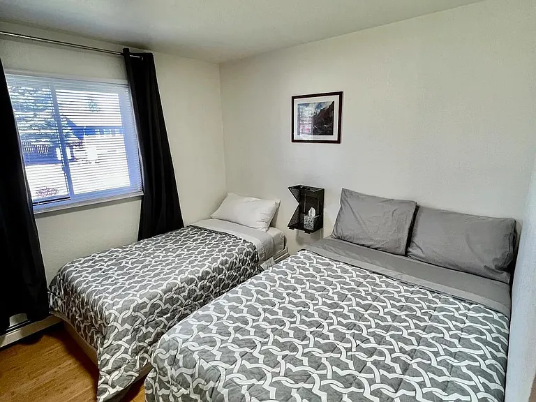 802 Amsterdam Blvd — Photo 2