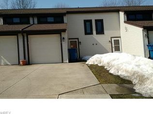 6324 Forest Park Dr, North Ridgeville, OH 44039
