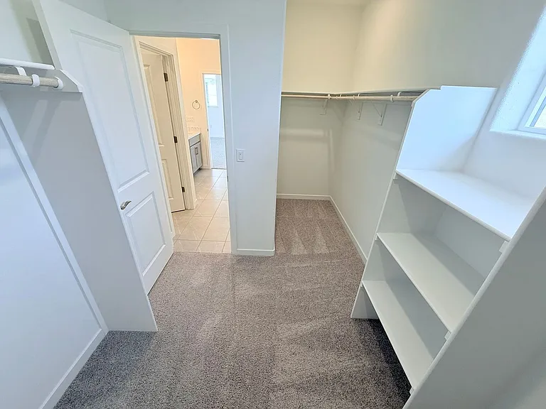 338 E Beatrice Ave — Photo 17