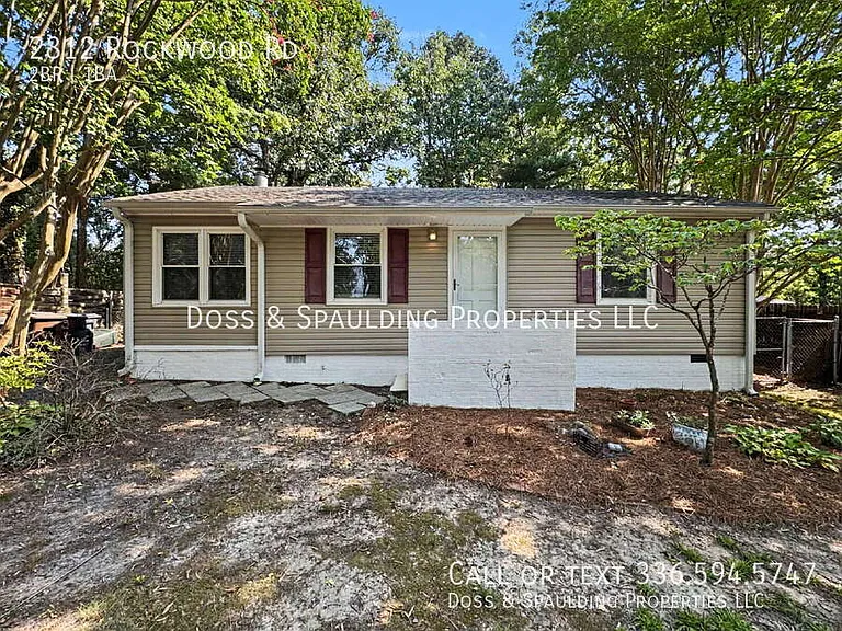 2812 Rockwood Rd — Photo 1