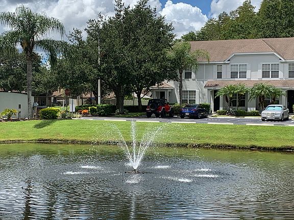 2nd image of 12713 Sunland Ct
