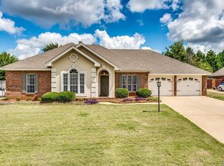 1776 Windermere Ave, Prattville, AL 36066