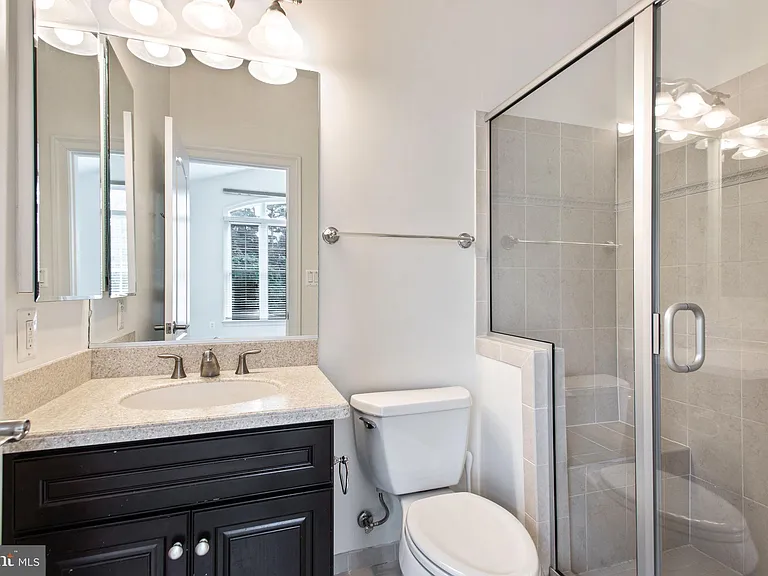8319 Quarry Manor Ter — Photo 53