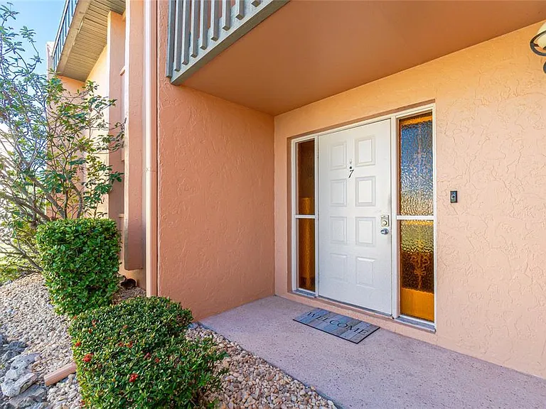 1358 Rock Dove Ct #7 — Photo 3