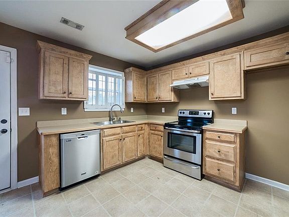 2nd image of 1769 Miller Springs Dr