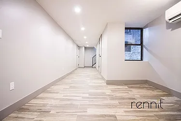 Rented by Rennit Inc.