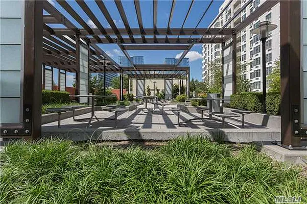 Rented by Livin USA LLC | media 2