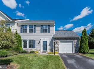 13 Spanish Moss Ct, Chambersburg, PA