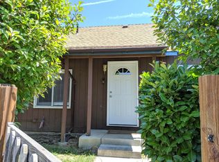 912 Narregan St, Medford, OR 97501