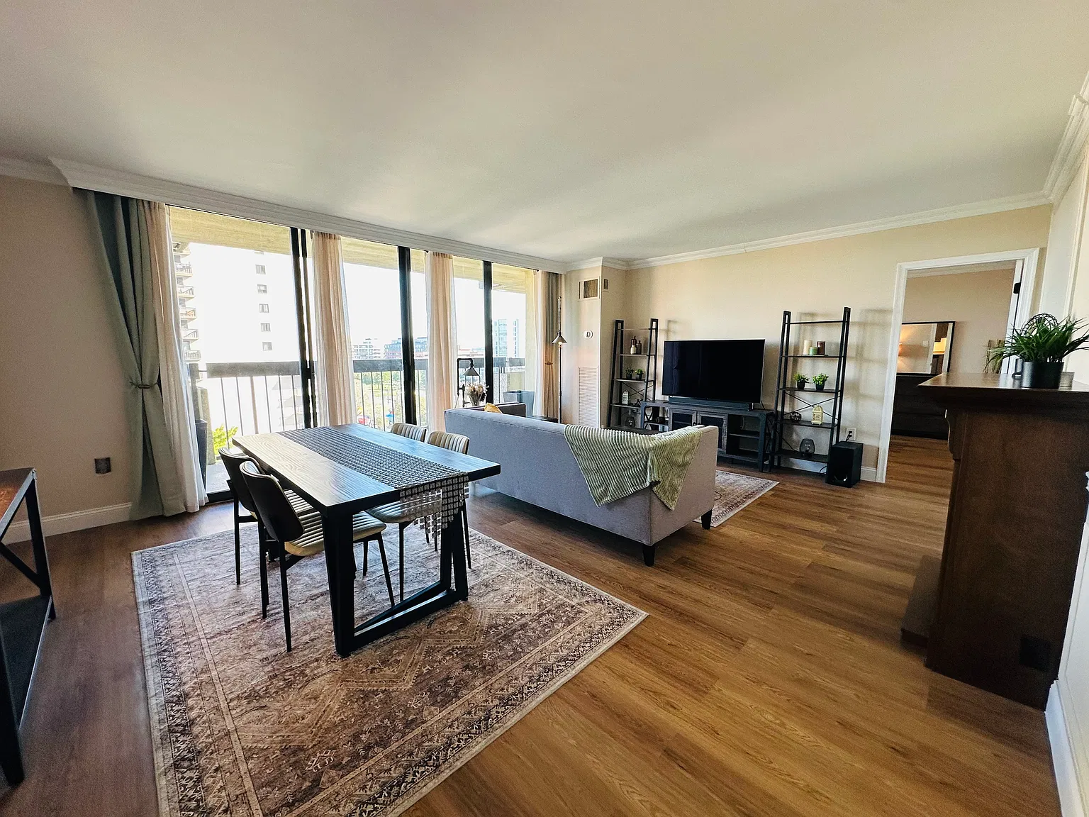 Old Town 2 Bed Condo, Private Balcony, Utilities Included | $4,800 | Available Now! — Photo 1