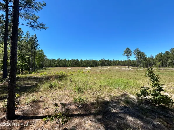 349 Lally Circle, Aberdeen, NC 28315