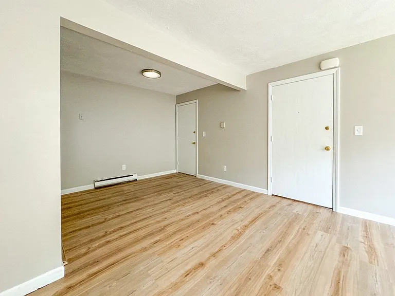 207 Samoset St #C3 — Photo 10
